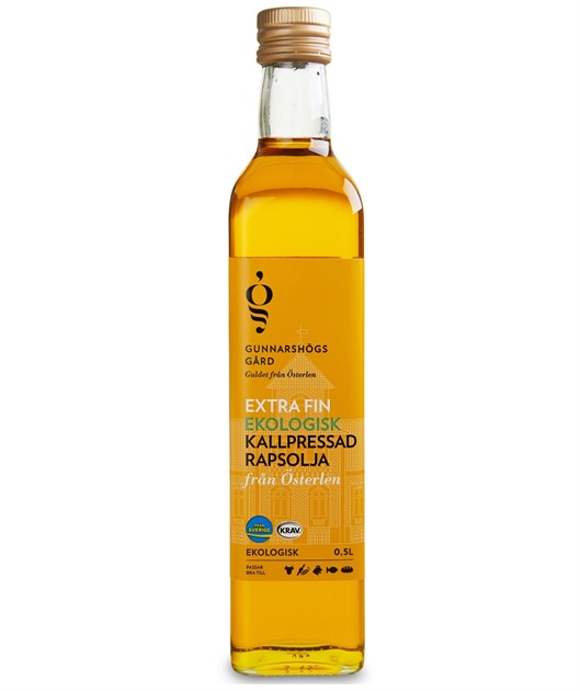 En 0,5L flaska Rapsolja KRAV ekologisk rapsolja från Gunnäshögs Gård.