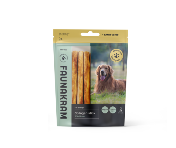 En Faunakram 500g värdeförpackning med kollagenpinnar med kyckling har en golden retriever på framsidan.