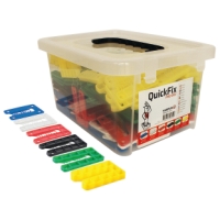 DISTANSBRICKA MIX 250 LÅD=250ST låda med färgglada plastklämmor placerade på framsidan.