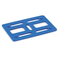 En platt, blå PALLNINGSBRICKA 2MM-stencil med flera rektangulära utskärningar.