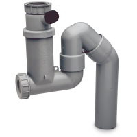 P-trap rör av grå plast med flera anslutningar och skarvar, isolerat på vit botten.