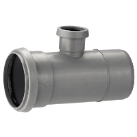 GRENRÖR HT M 2 MUFFAR 90GR 75/50: Grå PVC-rörkoppling med huvud- och vertikala utlopp.