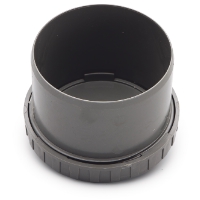 Grå plaströrskoppling med gängad ände, sedd uppifrån mot en vit bakgrund.