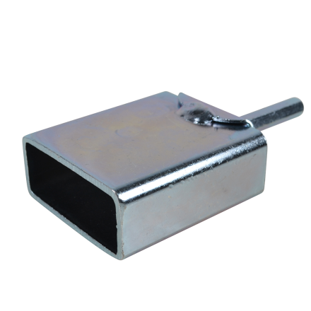 Isolatordragare Pro+ metall: rektangulär metallrörsände med rund förlängning och svetsad flik.