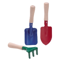 MINIREDSKAP I METALL 3-DELAR: blå spade, röd murslev, grön kratta med trähandtag.