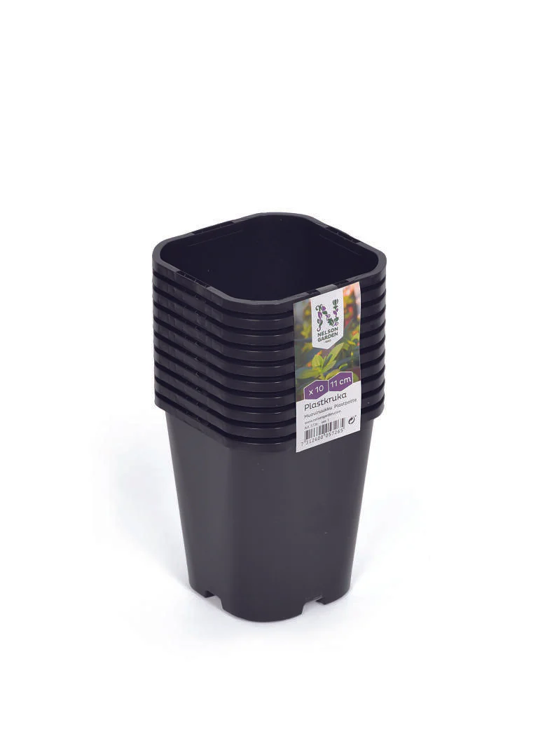 Stapel av Plastkruka svart 11cm 10st med framsidesetikett, mot vit bakgrund.