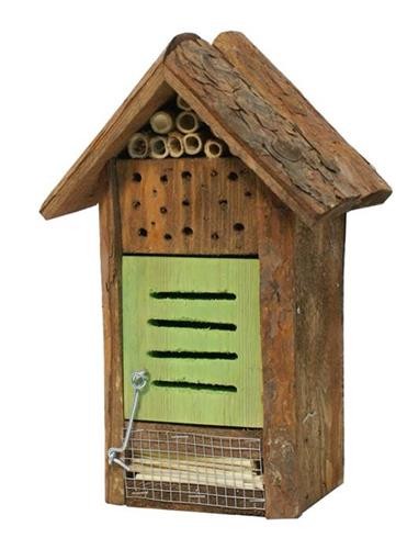 INSEKTSHOTELL BRUN/GRÖN med bamburör, borrade hål och bottenfack i nät.