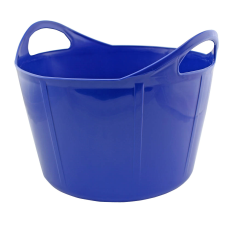 VATTENTRÅG FODERKRUBBA FLEXI BLÅ 28 L blå plastbalja med två handtag, mot vit bakgrund.
