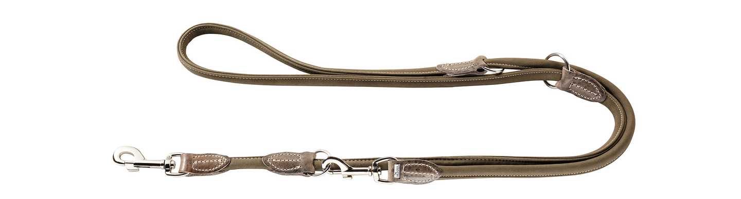 HUNTER Round & Soft Hunting koppel oliv, visas platt med metallklämmor mot en vit bakgrund.