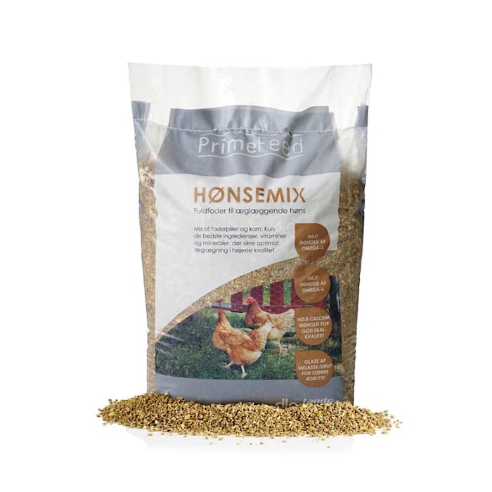 Hönsmusli 15 kg påse med bild på kycklingar och foder utspridda på framsidan.