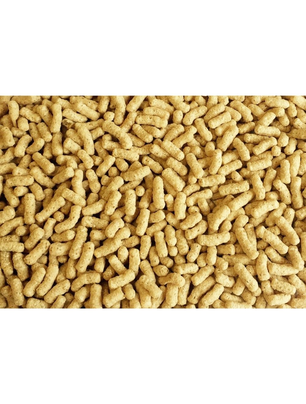 En stor hög med DP Pond Sticks Basic 4 kg fyller hela ramen.