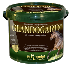 GlandoGard 3,75 kg av St. Hippolyt i en grön badkar med en hästbild.
