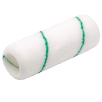 A ROLLER MAXI MEDELFIN 18CM ELITE vitt färgrolleröverdrag med gröna ränder.