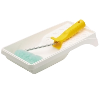 ROLERSET MINI MEDELFIN 10CM BASIC med gult handtag i en vit färgbricka.