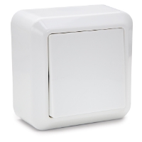 Vit fyrkantig elektrisk väggströmbrytare med enkel, modern design.