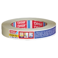En rulle MASKERINGSTEJP 19MM 50M 4348 TESA självhäftande tejp.