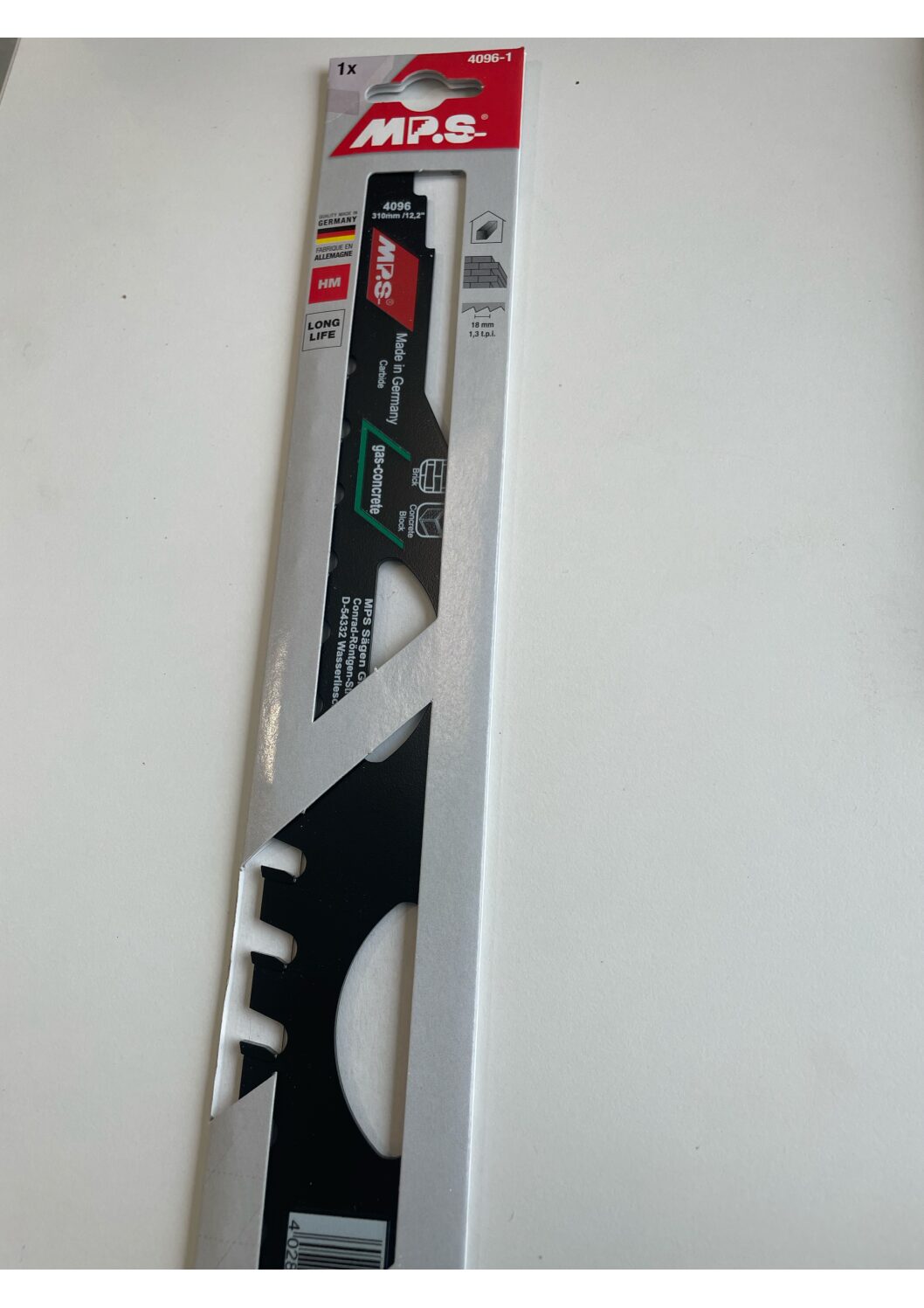 Tigersågsblad murverk S1243HM i förpackning placerad på en vit yta.