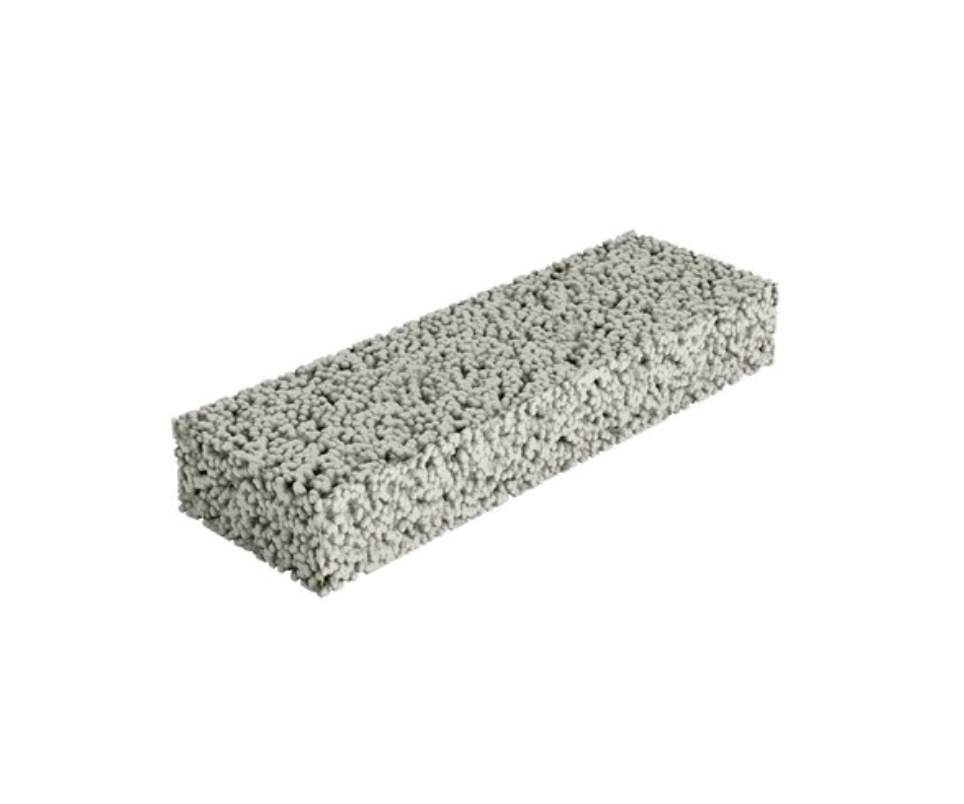Ett rektangulärt grått Leca® MURBLOCK BAS 90-block, 90x190x590 mm, på en vit bakgrund.