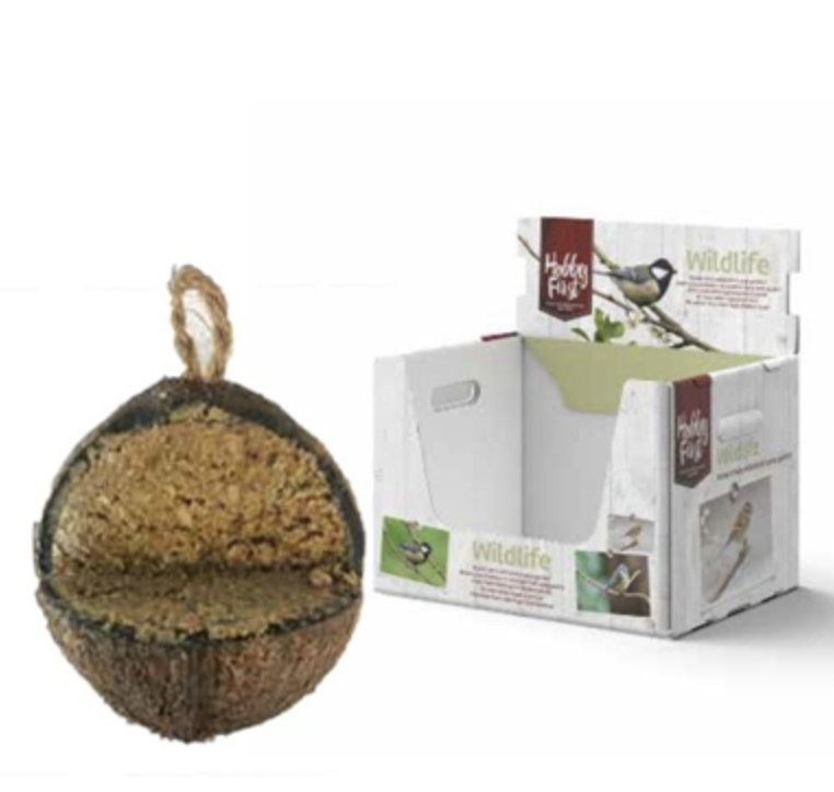 HOBBY FIRST KOKOSNÖT M/FETT 380 G i en vit displaylåda för vilda djur.