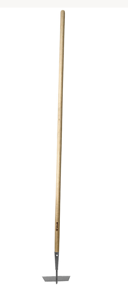 Willab Renshacka: långskaftad trädgårdshacka med trähandtag och platt metallblad.