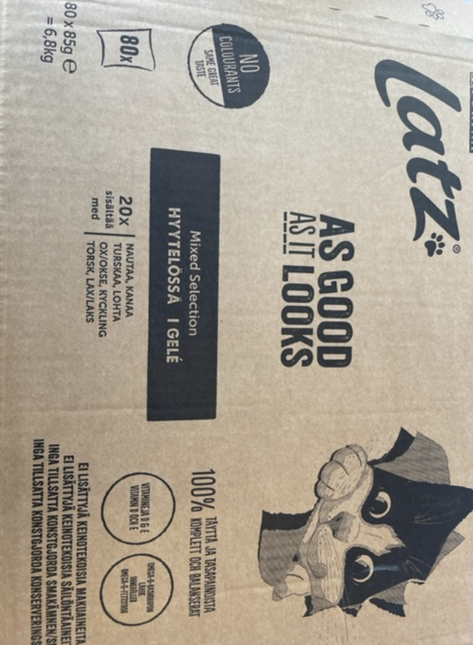 Latz 80x85g mixad låda med svartvit kattmotiv och produktinformation på kartong.