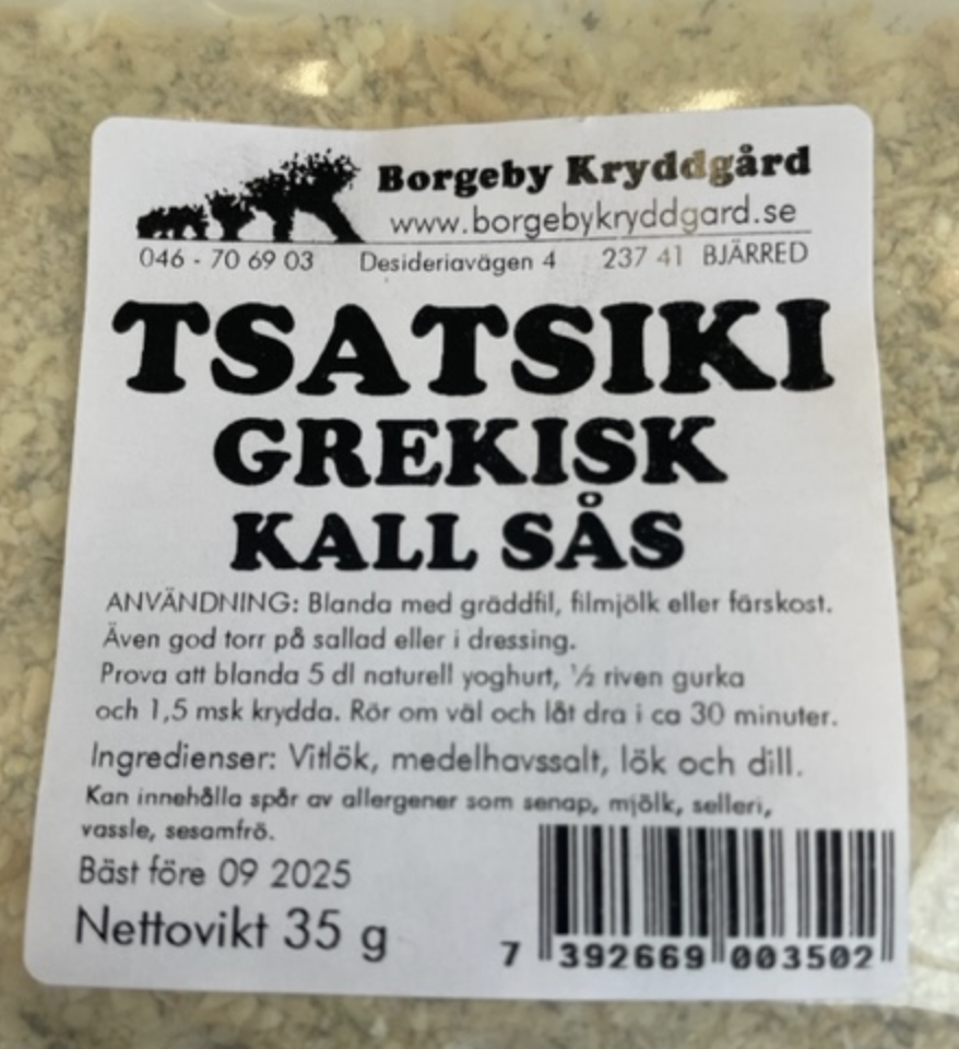 Tsatsiki Grekisk kall sås 35g med svenska bruksanvisningar på etiketten.