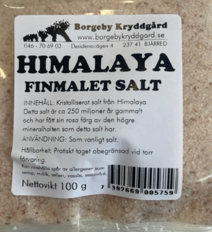 En 100g förpackning med fint Himalayasalt märkt "SALT HIMALAYA FINMALET" på svenska.
