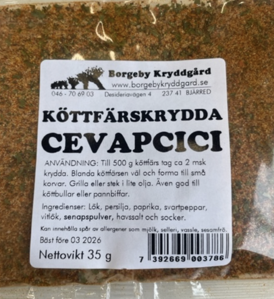 En 35 g KÖTTFÄRSKRYDDA CEVAPCICI kryddblandning med svenska bruksanvisningar.