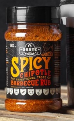 En burk Spicy Chipotle BBQ Rub 180g på en träyta.