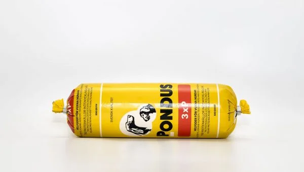 En gul tub av pondus 3XP (0,5kgx24st) med kyckling, nötkött och lax.