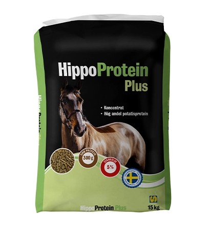 15 kg HippoProtein Plus hästfoderpåse, hästbild på framsidan.