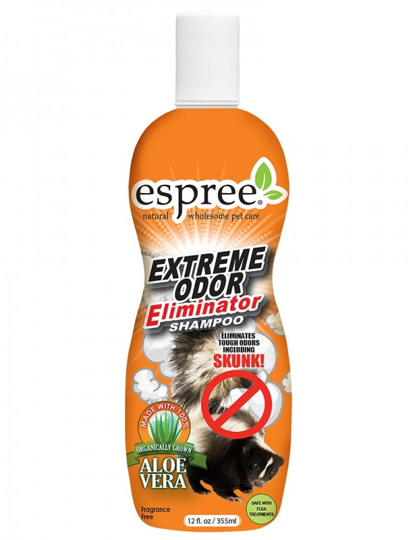 Espree Extreme Odor Eliminator Shampoo-flaska med skunkbild och aloe vera-etikett.