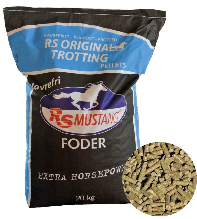 En 20 kg påse RS Mustang® Orginal Trotting Pellets med en närbild av pelletsen.