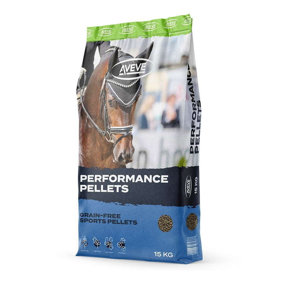 Aveve Performance Pellets 15 kg påse med en hästbild på förpackningen.