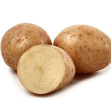 Sättpotatis SWIFT 1kg - tre potatisar, varav en skivad för att visa insidan.